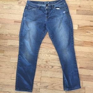 Apt 8 Essential Jeans Strait Capri